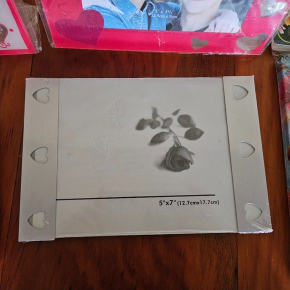 Lot of 7 Photo Picture Frames - Picture 4 of 15